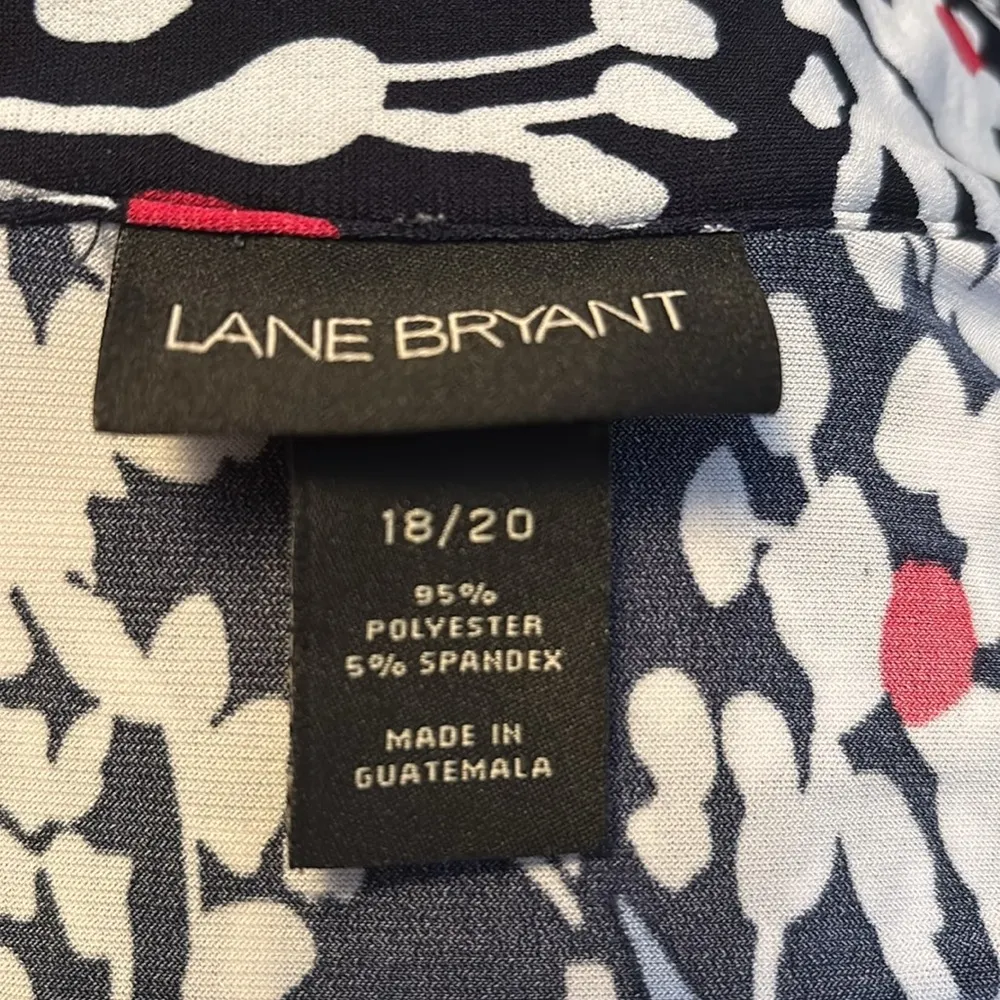 Lane Bryant blue and white flowered top size 18/20 - Image 5