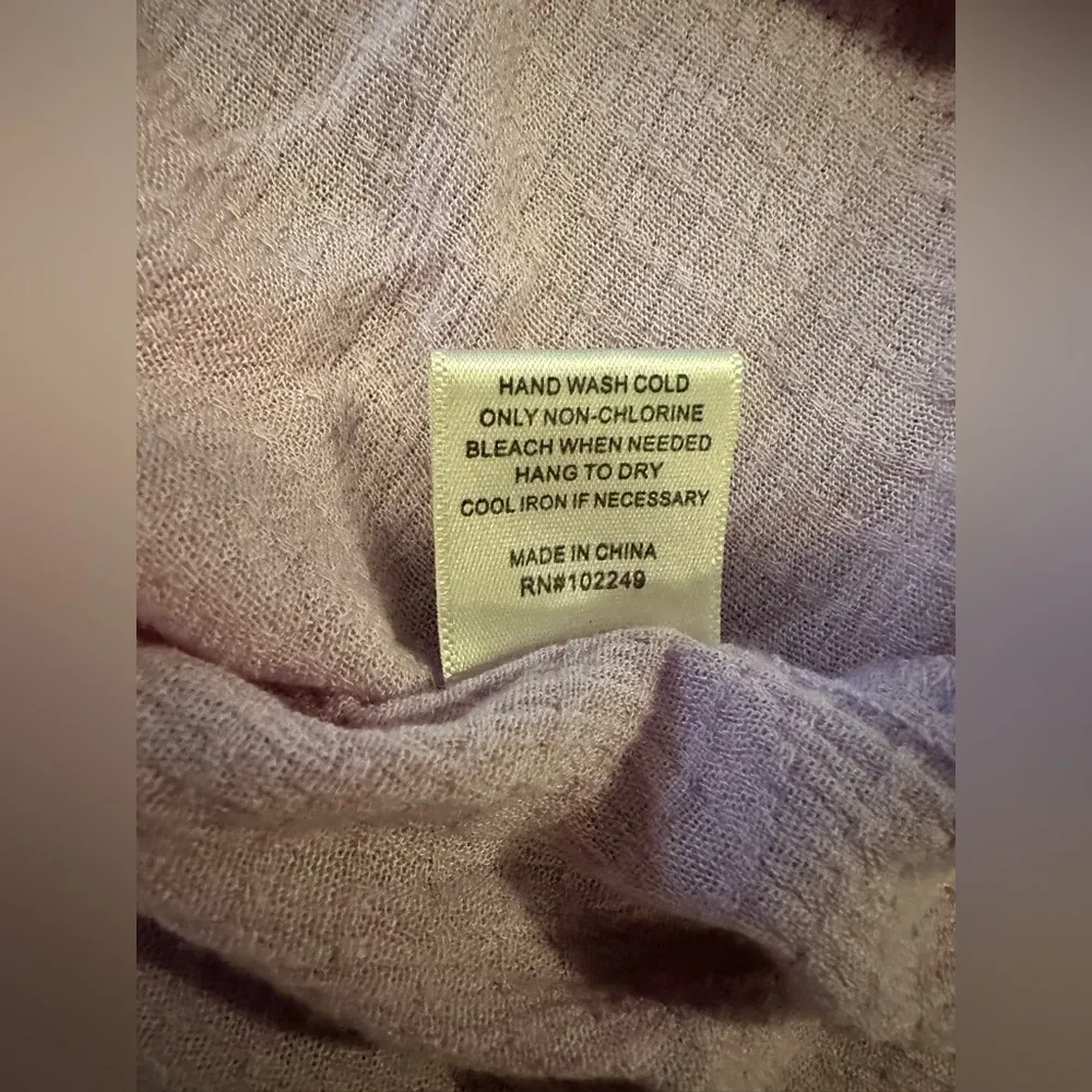 Skies are blue lilac sleeveless blouse size M - Image 7