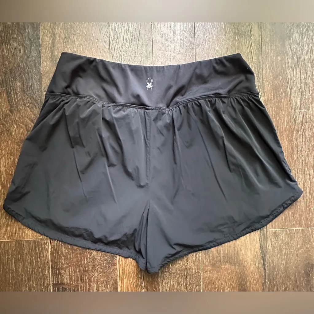 Spyder Women's Woven Short Size Large - Image 4
