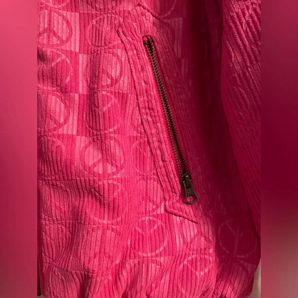 Urban Outfitters Coat Womens Pink Femme Peace Sign Embossed Cropped Y2K; size S - Image 3