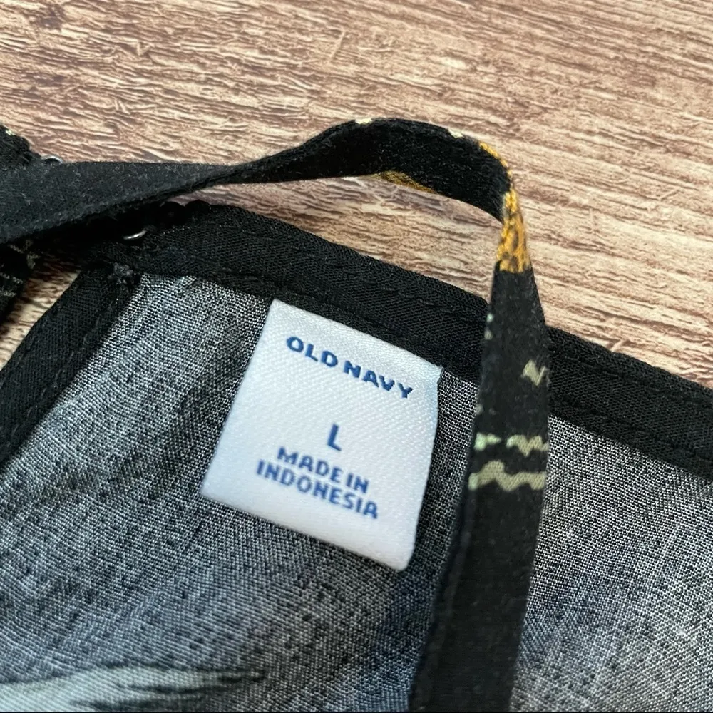 Old Navy Jungle Animal Print Tank Top Size Large - Image 3