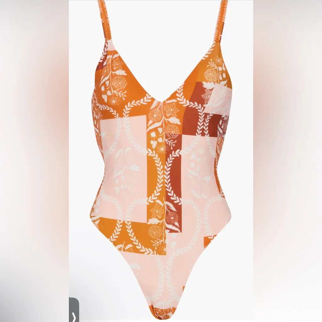 Maaji Fanni One piece Swimsuit, Size large , $178 - Image 4