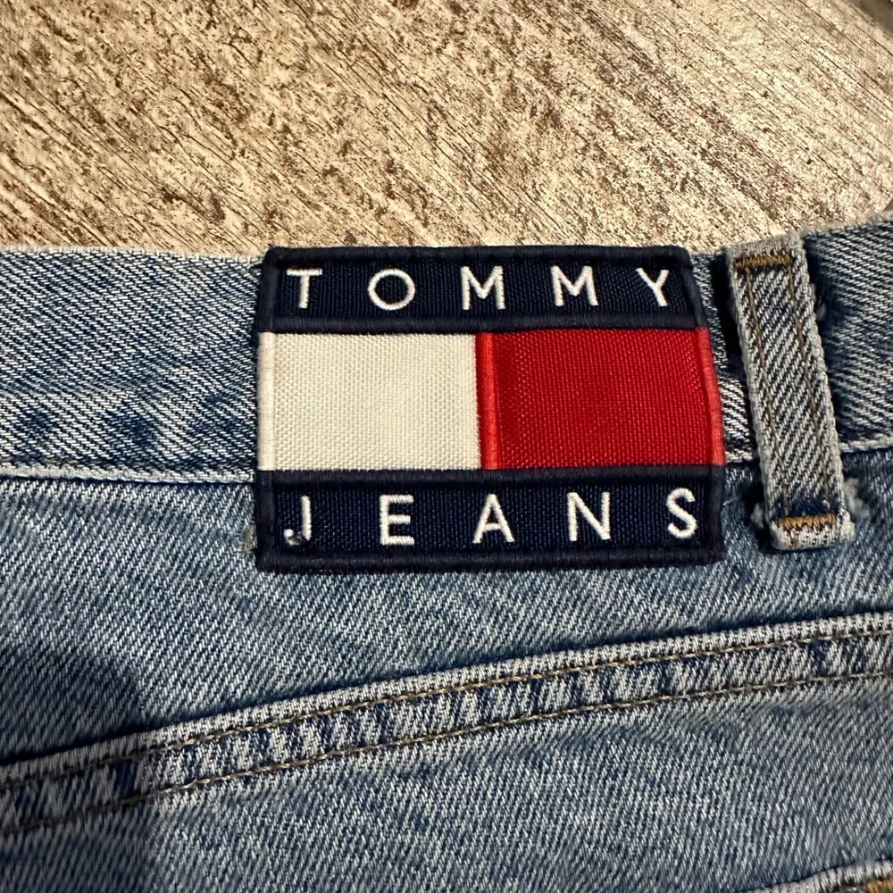 Vintage Tommy Hilfiger Denim Shorts - Image 8