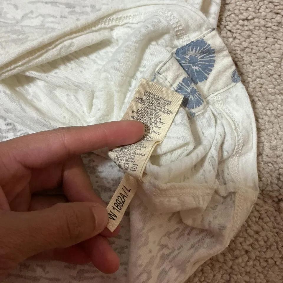 Life is Good Women's Fitted Sheer Graphic T Shirt Daisy Flower Print Cream Large - Image 7