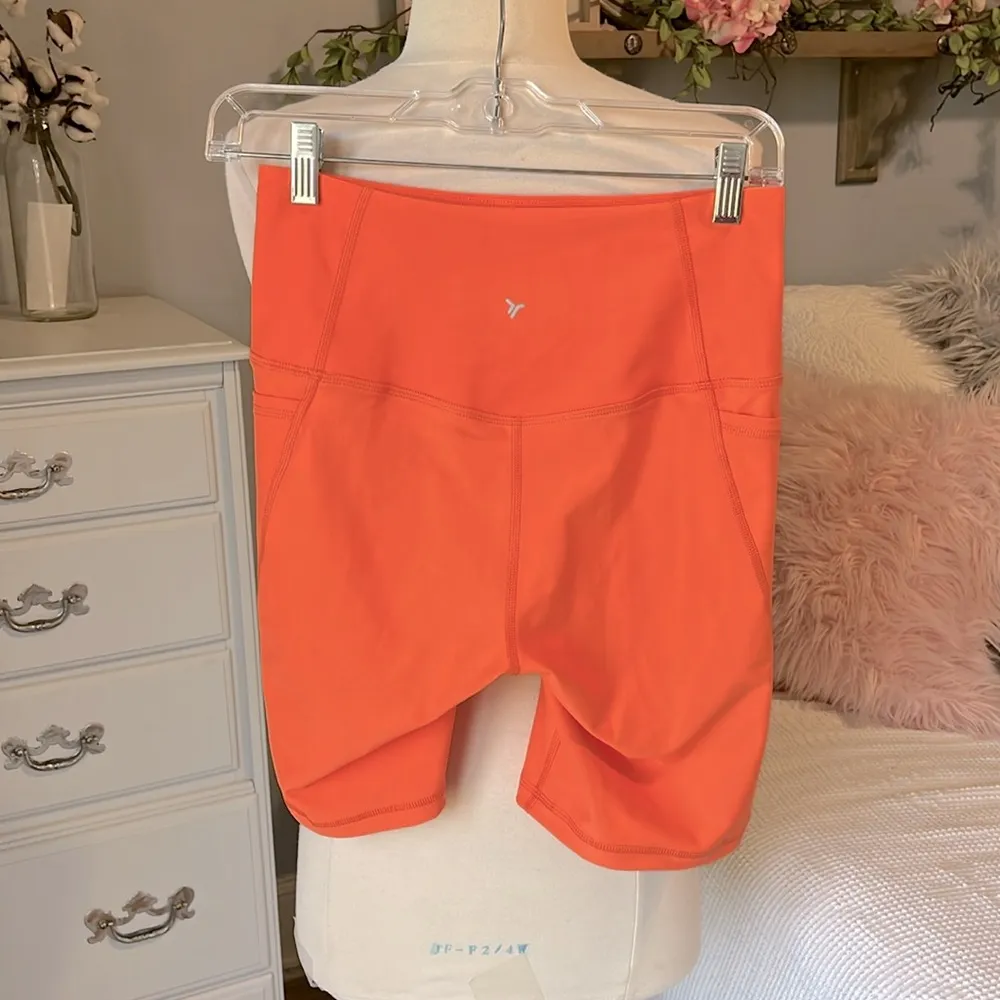 Old Navy Bike Shorts Coral Orange Cargo High Rise Womens Medium - Image 5
