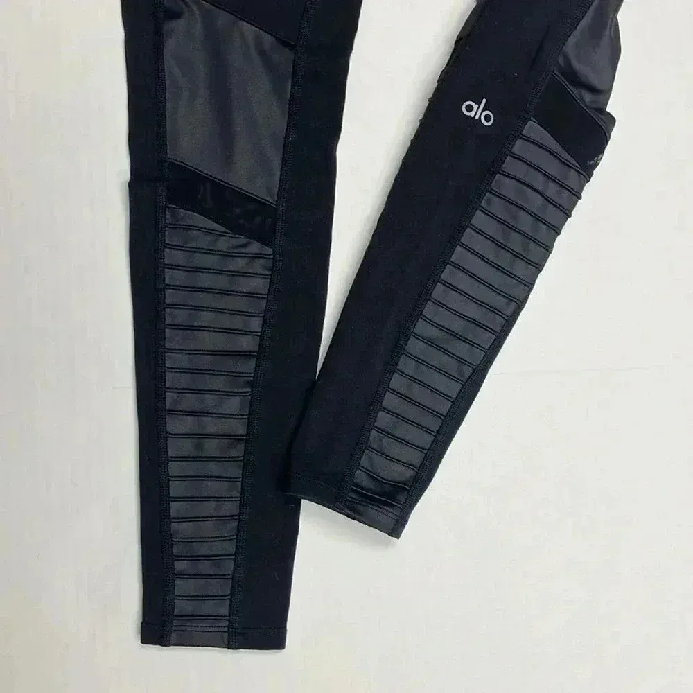 ALO YOGA Moto Leggings Dark Gray Mesh Panels Size XS - Image 3