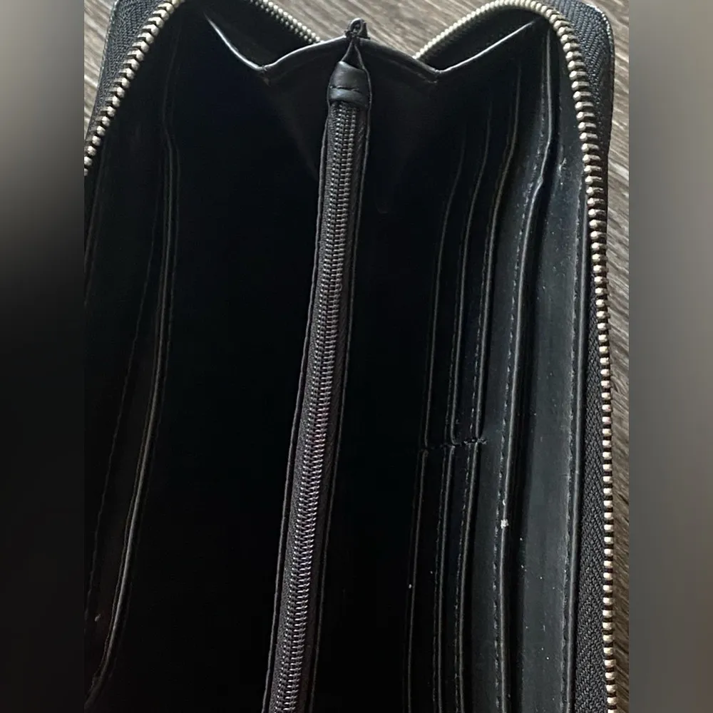 Guess Black Leather Logo Wallet - Image 8