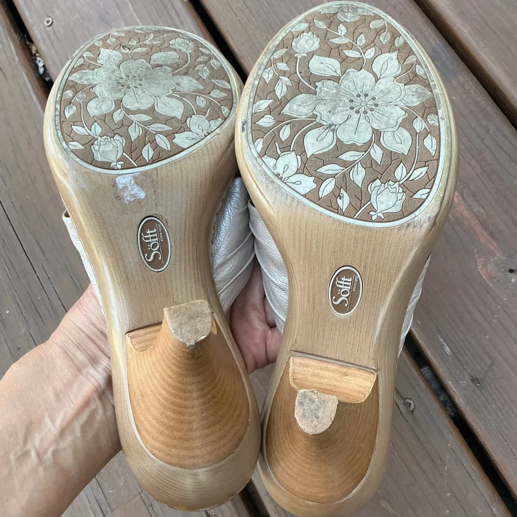 Soft leather slide in sandals 🌸🌸 Size 9.5 - Image 7