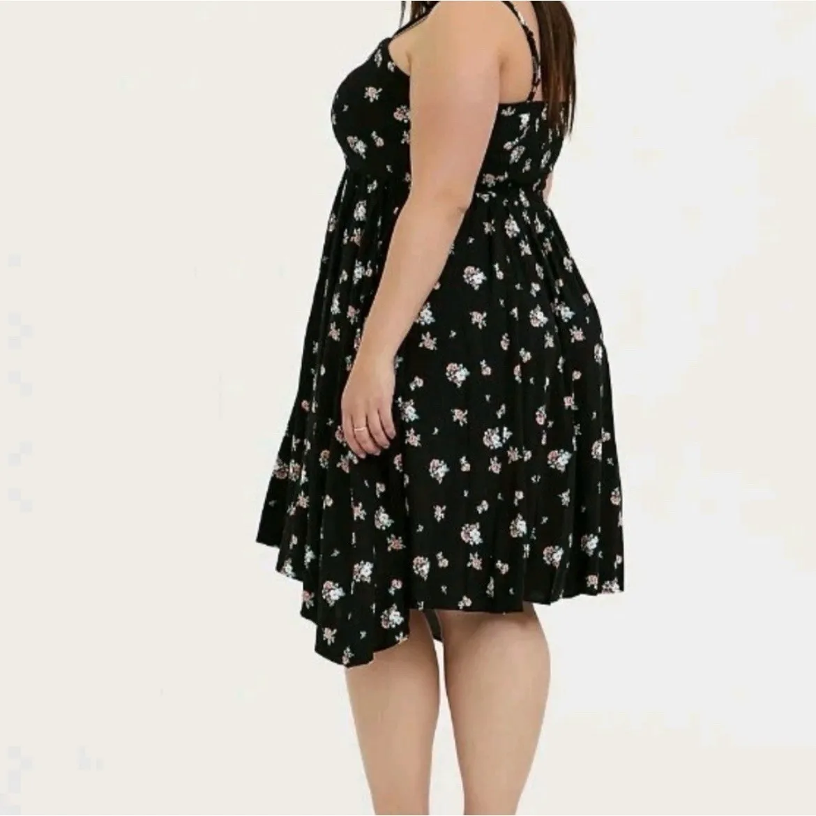 TORRID Womens Plus Size 1 1X 14-16 Black Floral Challis Sharkbite Summer Dress - Image 2