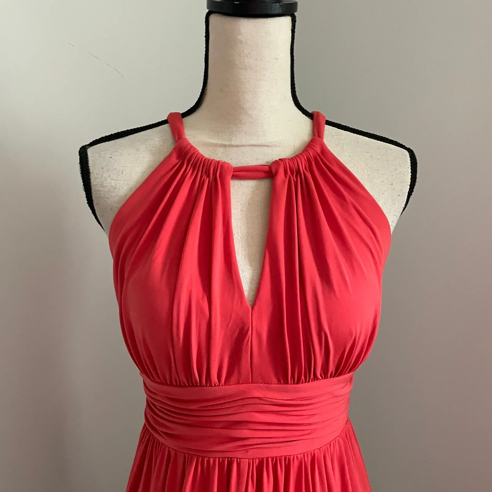 Suzy Chin Maggy Boutique Coral Halter Keyhole Ruched‎ Waist Midi Dress Red Size 6 - Image 3