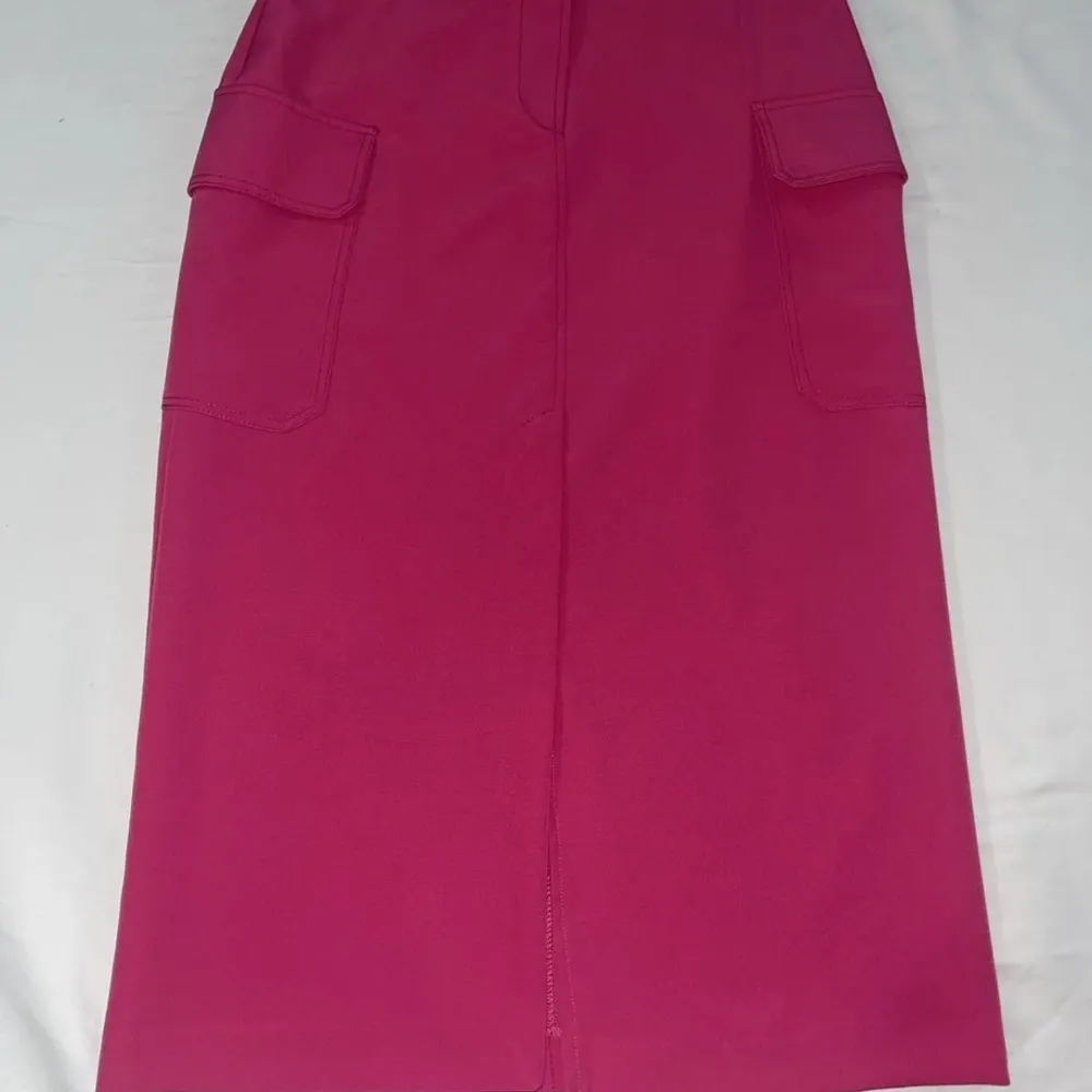 TOPSHOP Women's Utility Slit Cargo Midi Skirt Hot Pink Size 8 High Waisted NWT - Image 5