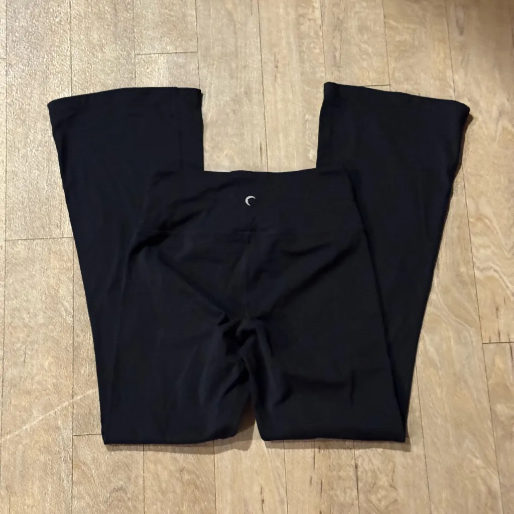 Zyia Active Black Flare Drawstring Leggings Size 4 - Image 3