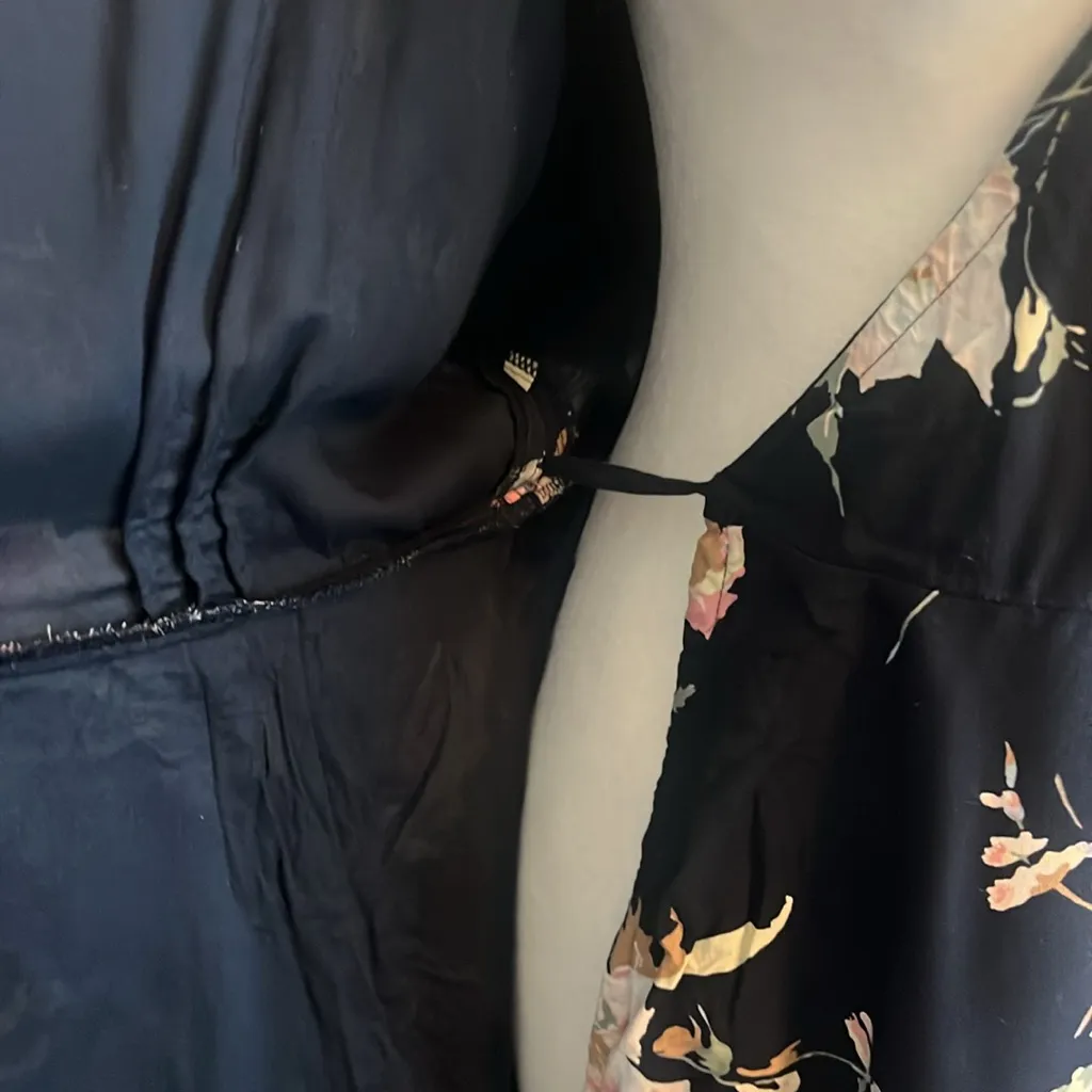 Abercrombie Floral Wrap Mini Dress Black Size Small - Image 7