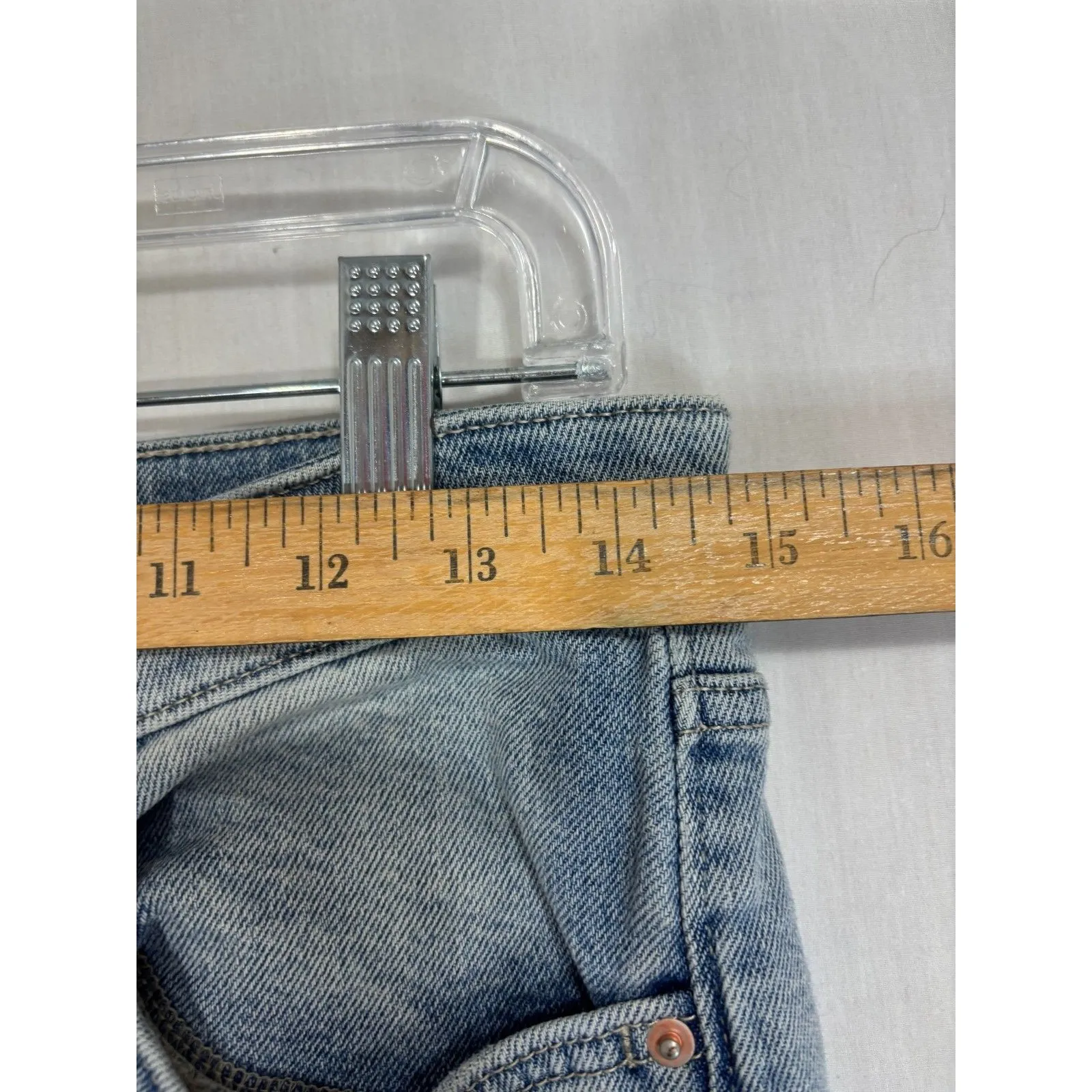 Wild Fable Women's Highest Rise Str Leg Distressed Jeans Cropped Light Wash Sz 8 Blue - Image 3