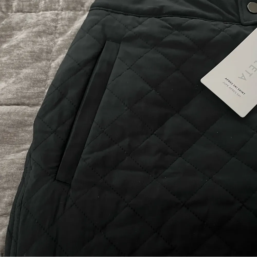 NWT, Athleta Apres Ski Skirt Black Quilted, Sz 14 - Image 12