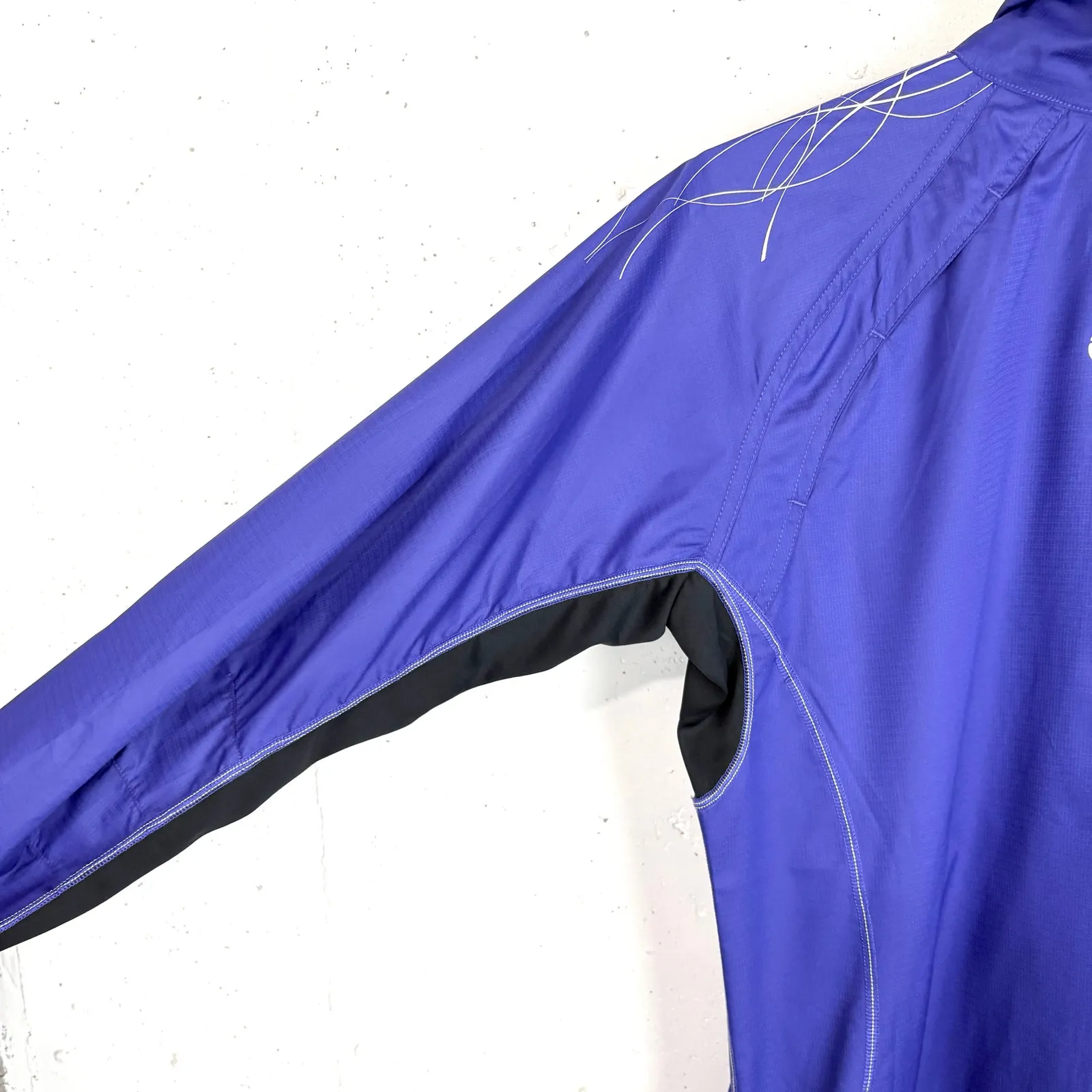 Pearl Izumi Infinity Jacket Elite Barrier Fabric Semi Form Fit Purple Size Large - Image 6