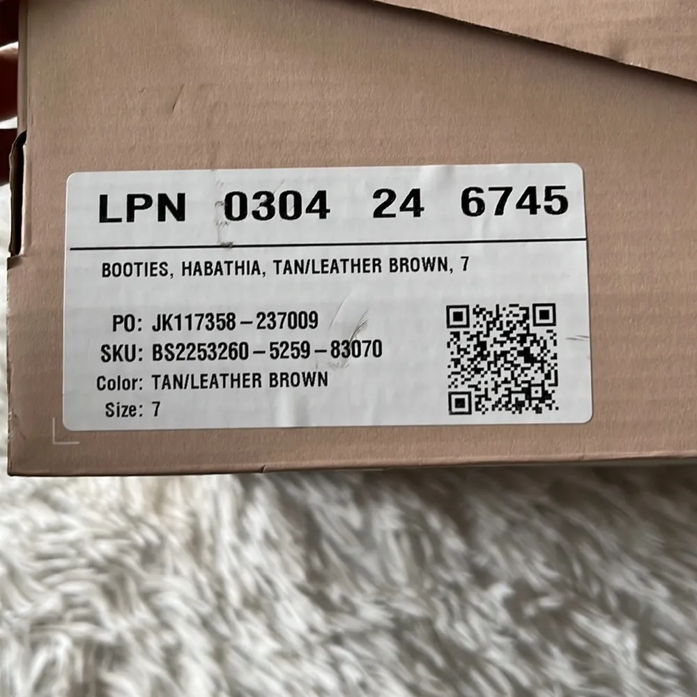 Justfab Women’s Habathia Combat Boot in Tan/leather brown size 7 - Image 4