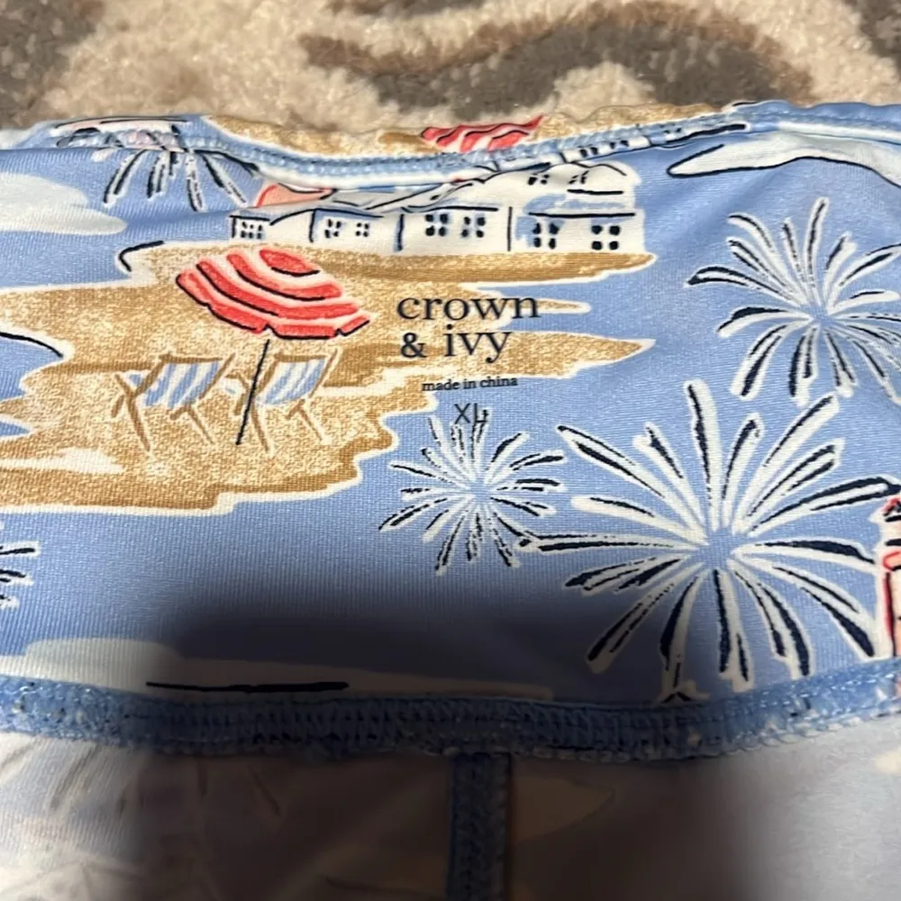 Crown & ivy athletic leggings. Size XL. Like new. - Image 2