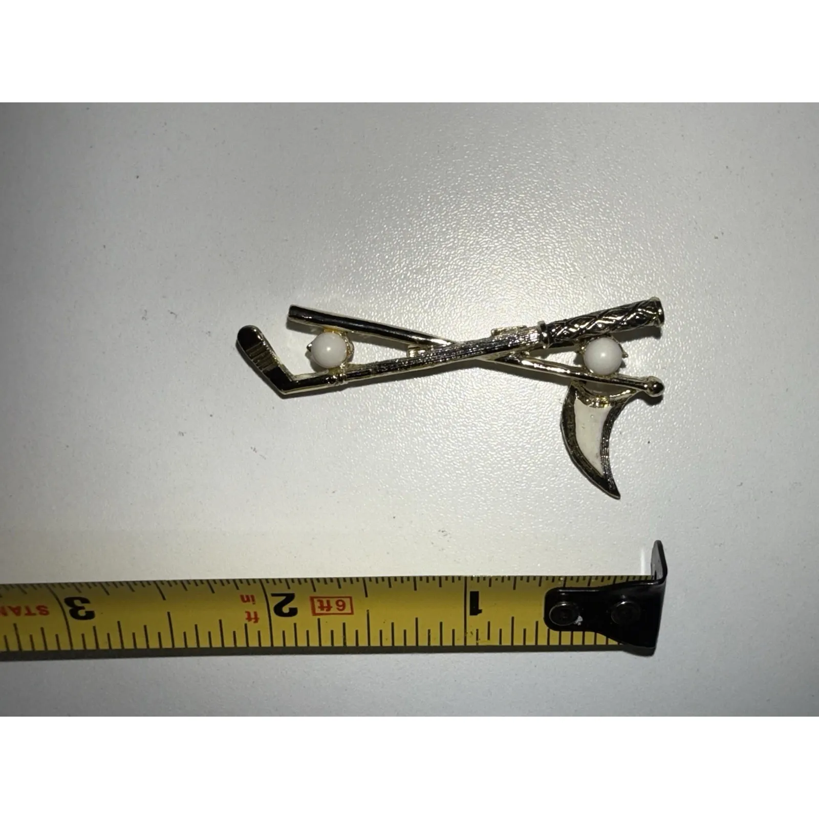 Vtg Costume Signed GERRYS Golf Gold Tone Brooch Jewelry - Image 4