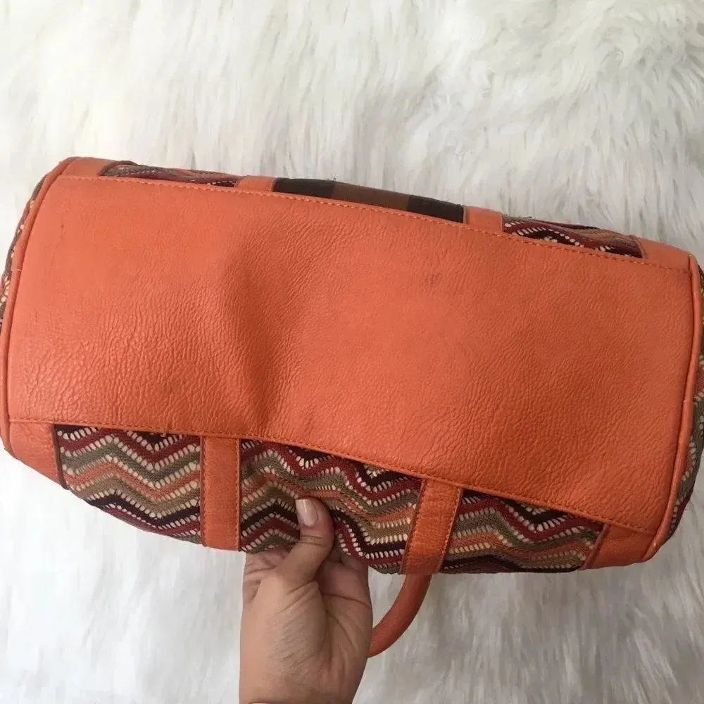 STREET LEVEL Orange Chevron Crochet‎ Stripe Tote Bag - Image 5