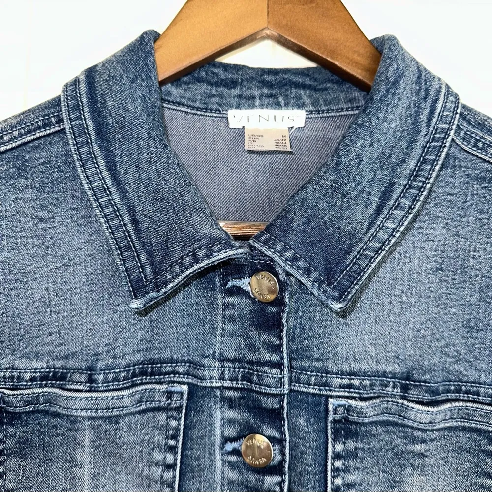 Venus medium blue washed button, front denim jacket, women M - Image 3