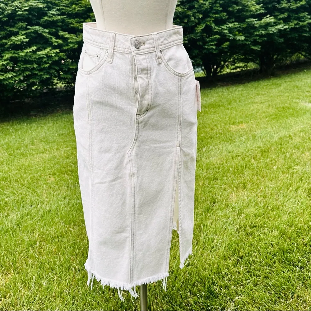 🌹HP🌹Free People
Mambo Slit Denim Midi Skirt - Image 4