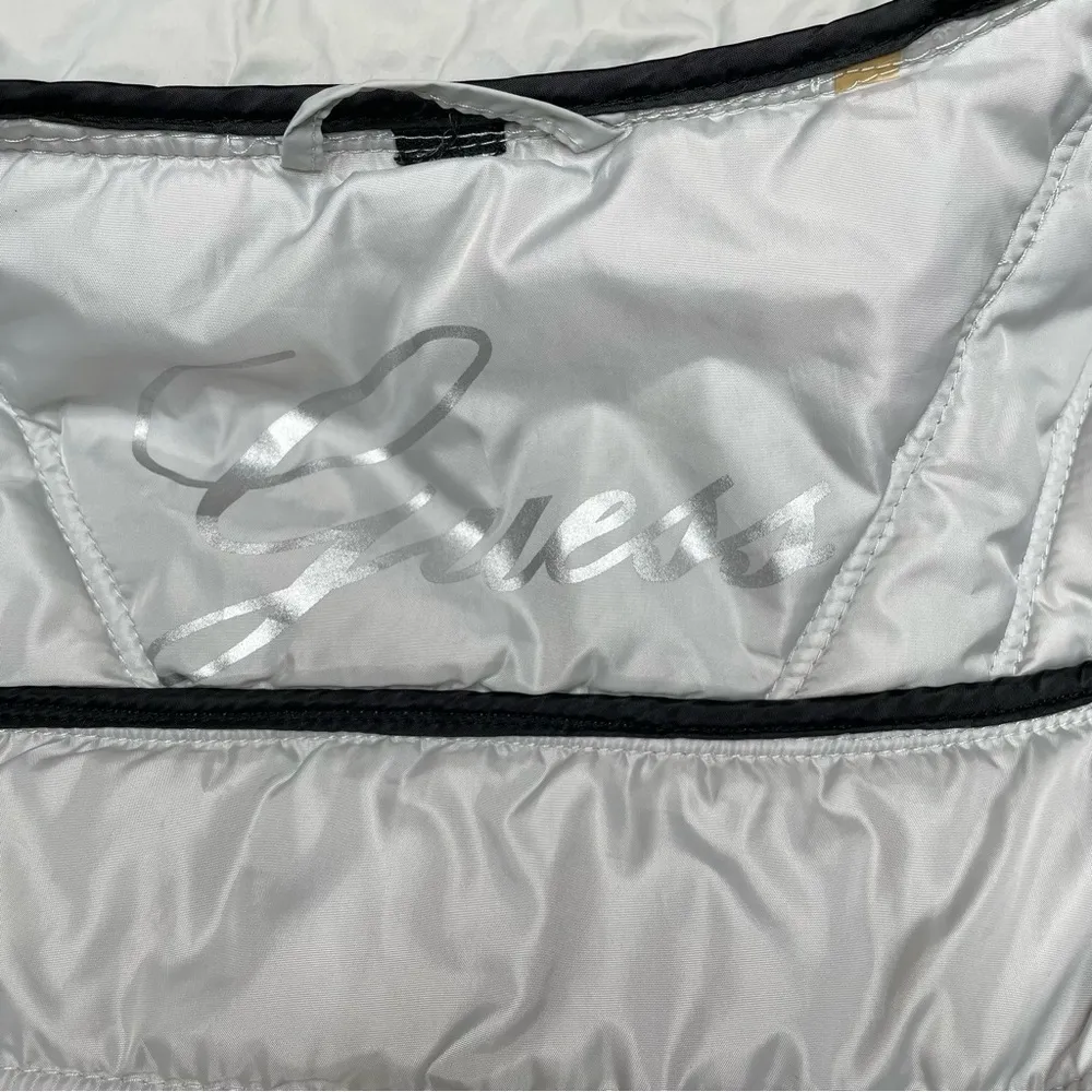 Guess Light Gray Full Zip Collared Puffer Jacket Small Winter Outerwear - Image 7