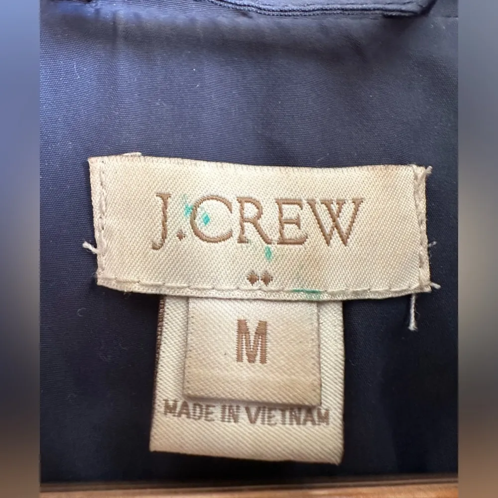 J Crew navy blue down vest size medium - Image 2