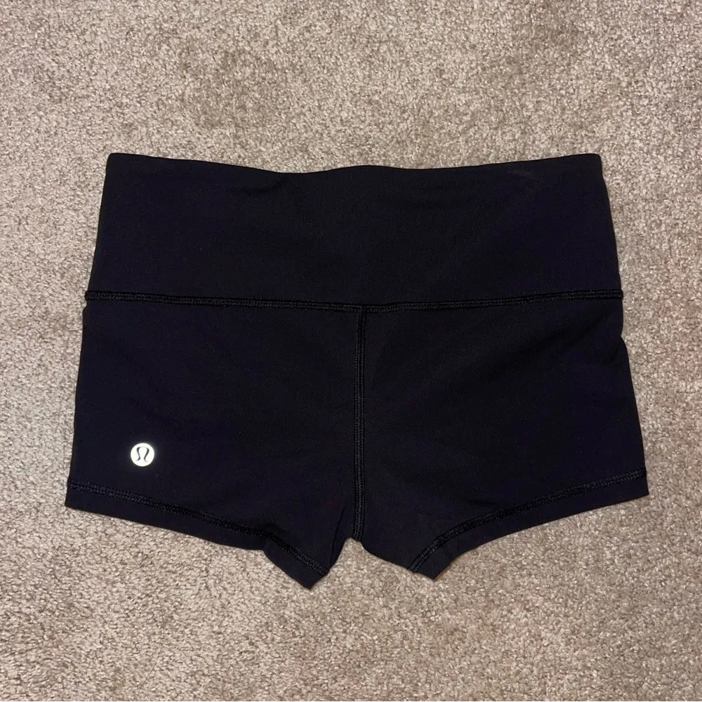 Lululemon  Shorts - Image 2