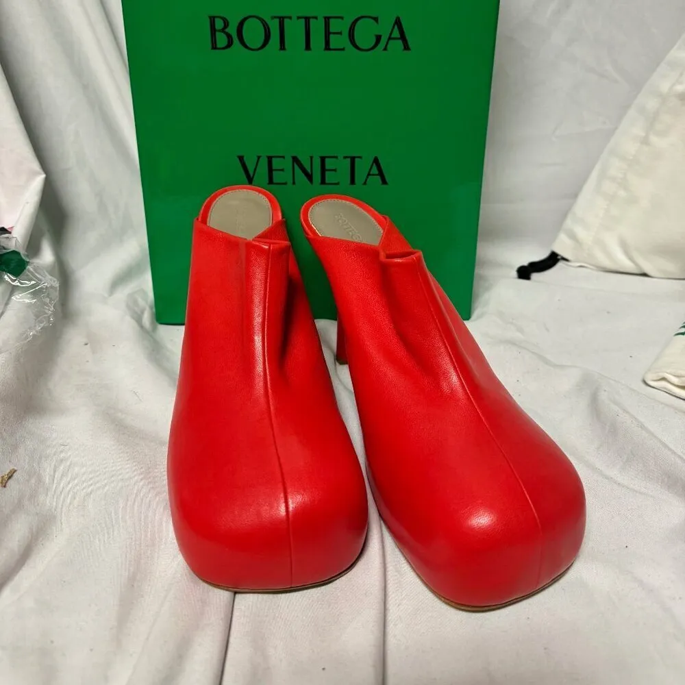 Bottega Veneta “The Bold” Mule Heels Red Stretch Leather Size 38 (US 7.5–8) NIB - Image 5