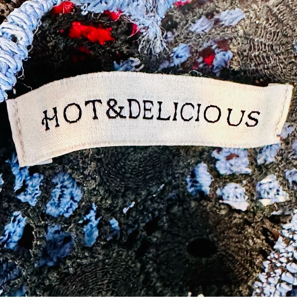 HOT & DELICIOUS KNITTED CROP TOP - Image 15