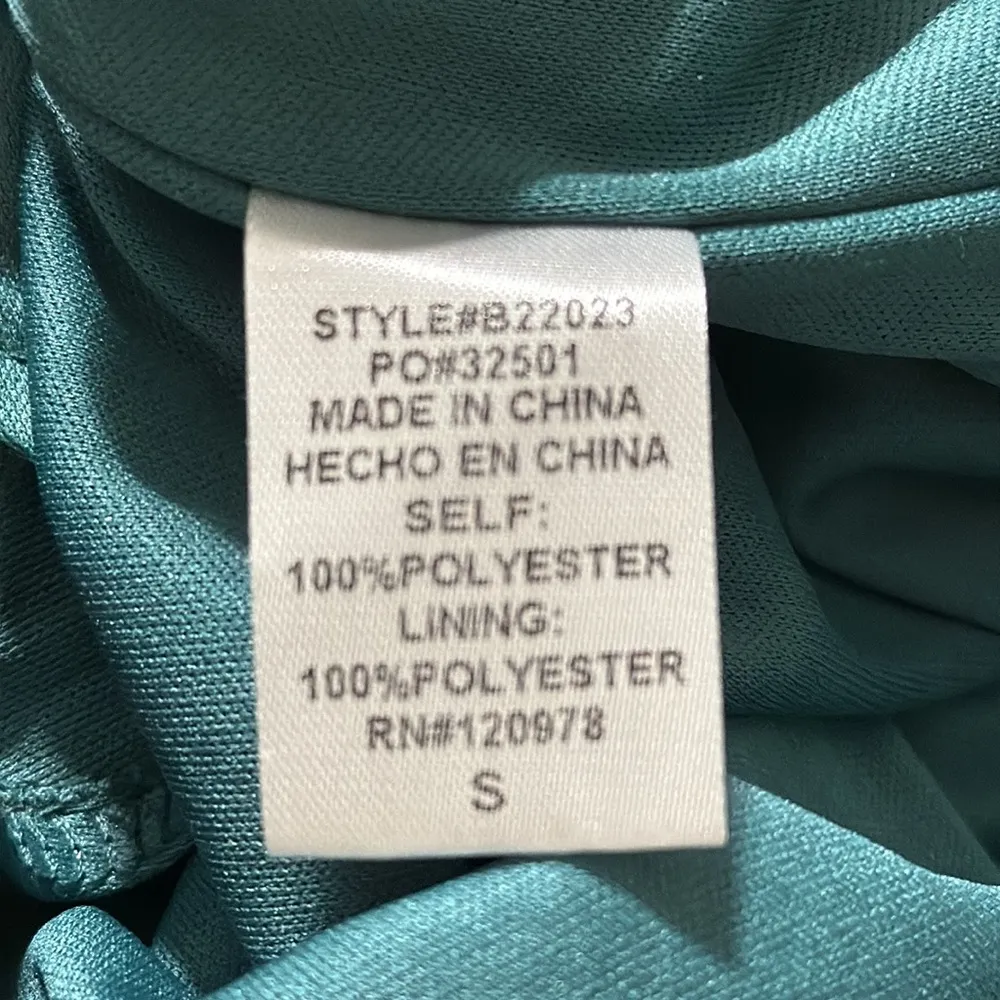 Entro size small women’s velvet animal print bodysuit green brown snap closure - Image 9