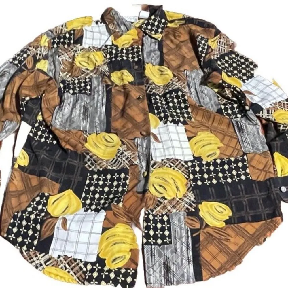 Le Caviar button down blouse Vintage 100% Polyester NEW Thin Gold Black White Size M - Image 2