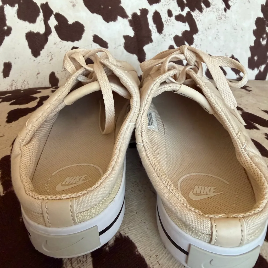 Nike Beige Canvas slip on Sneakers - Image 4