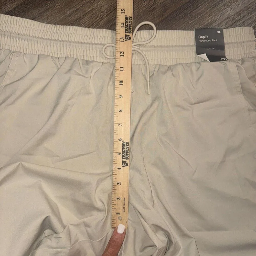 Gap Fit Runaround Pant XL NWT Khaki Athletic Lounge Gym Elastic Waist Bottoms - Image 5