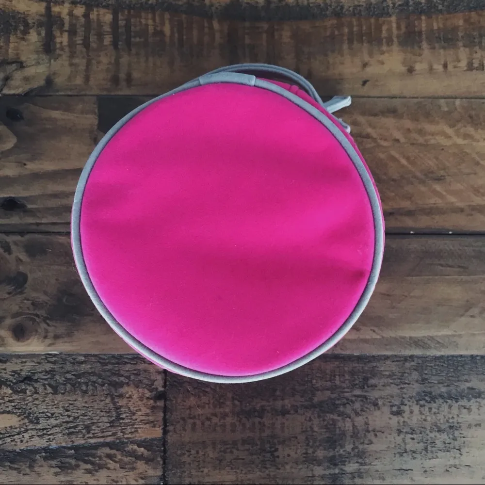 NWOT Benefit Velour Cosmetic Bag - Image 5