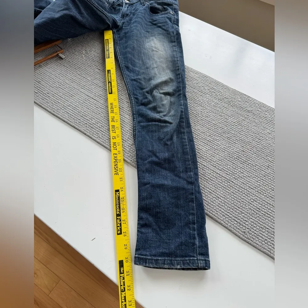 Levi’s Vintage Y2K Dark Wash Low Rise Denim Jeans Size 9M - Image 7