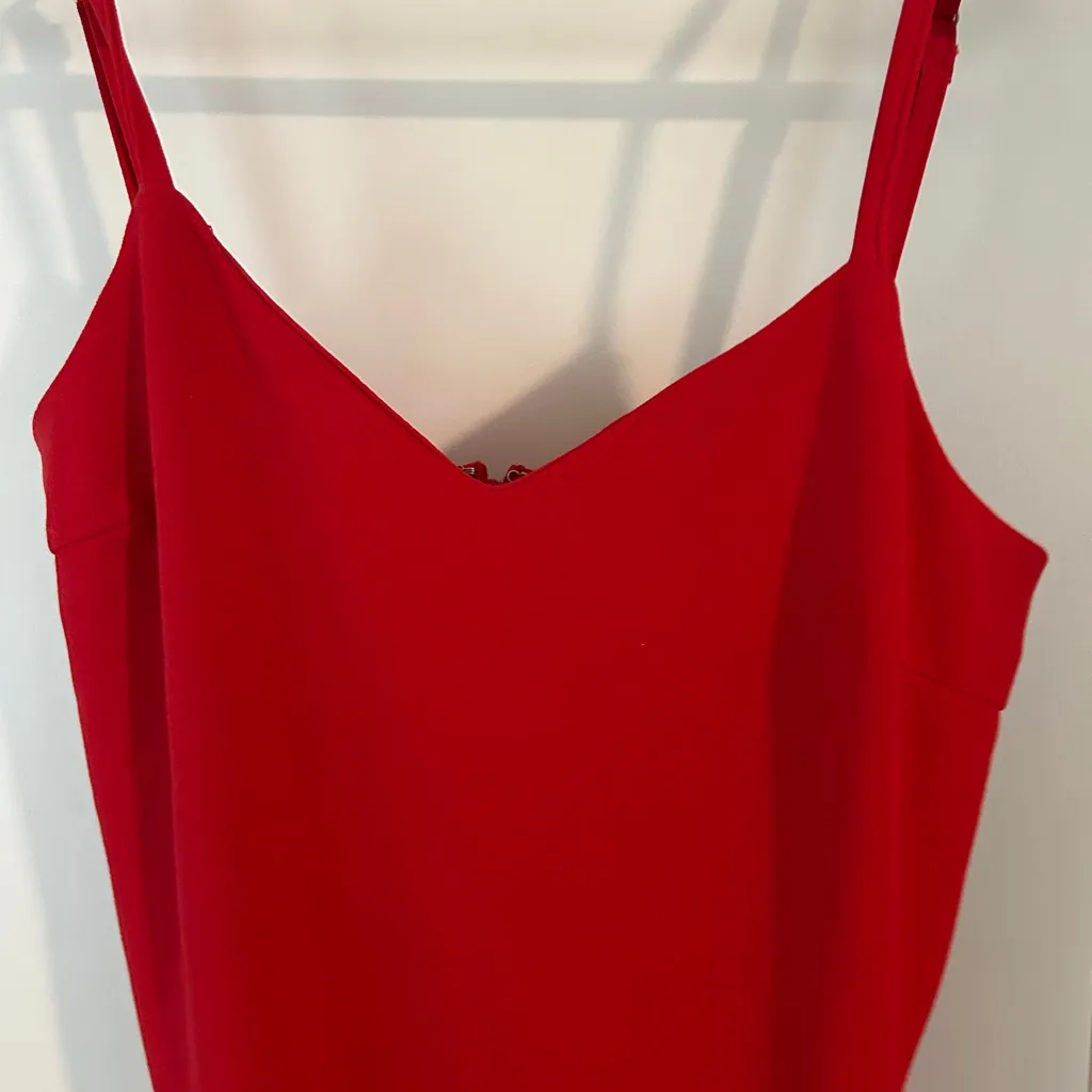 Chic Asymmetrical Red Dress with Fringe - Image 5