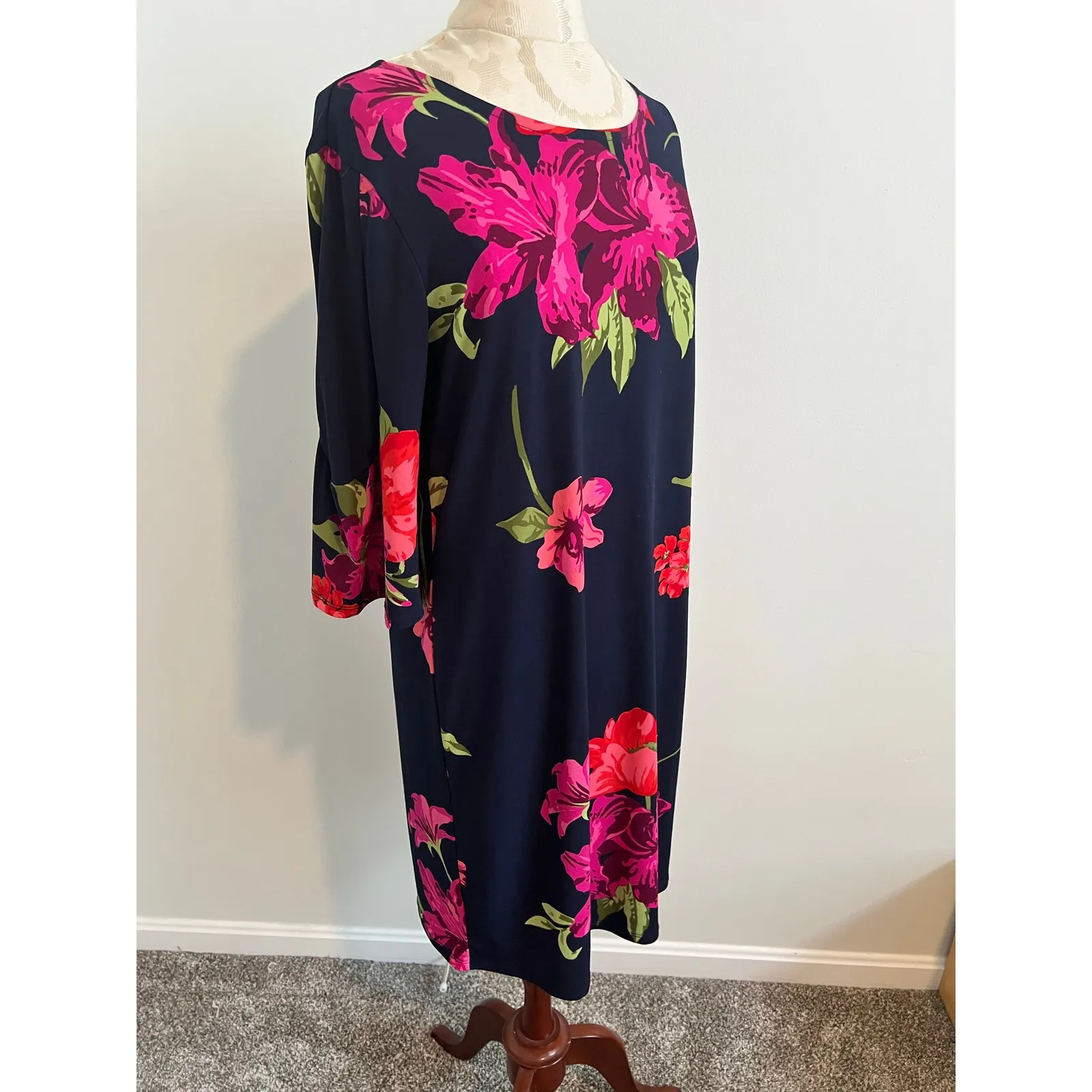 Alexandra & Oak Elbow Length Bell Sleeve Midi Floral Dress Medium Blue - Image 2