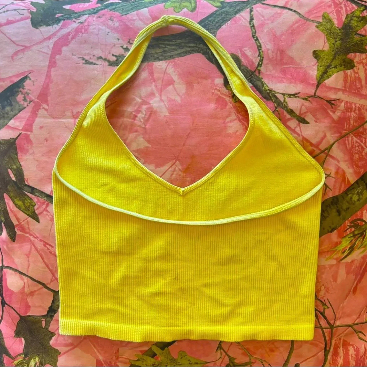 butter yellow ribbed y2k halter tank top open back round neck camisole crop top - Image 3