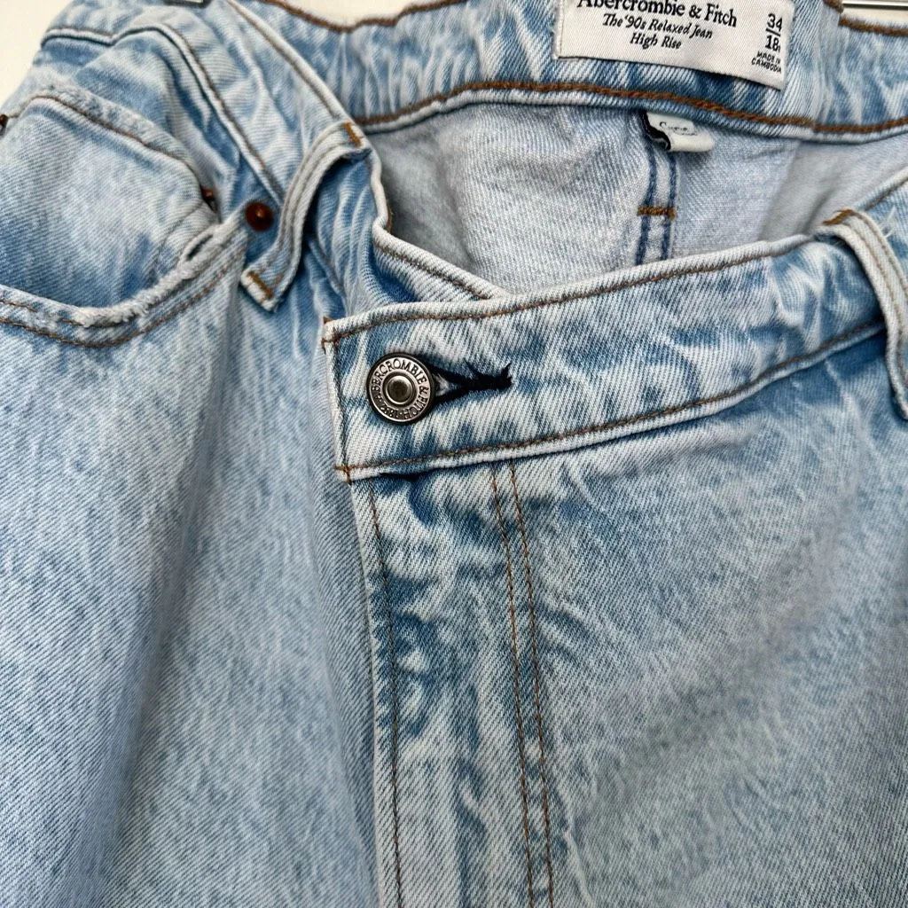 Abercrombie & Fitch Women’s 34 Assymetrical Cross Waist 90s Relaxed Jean Curve L - Image 3