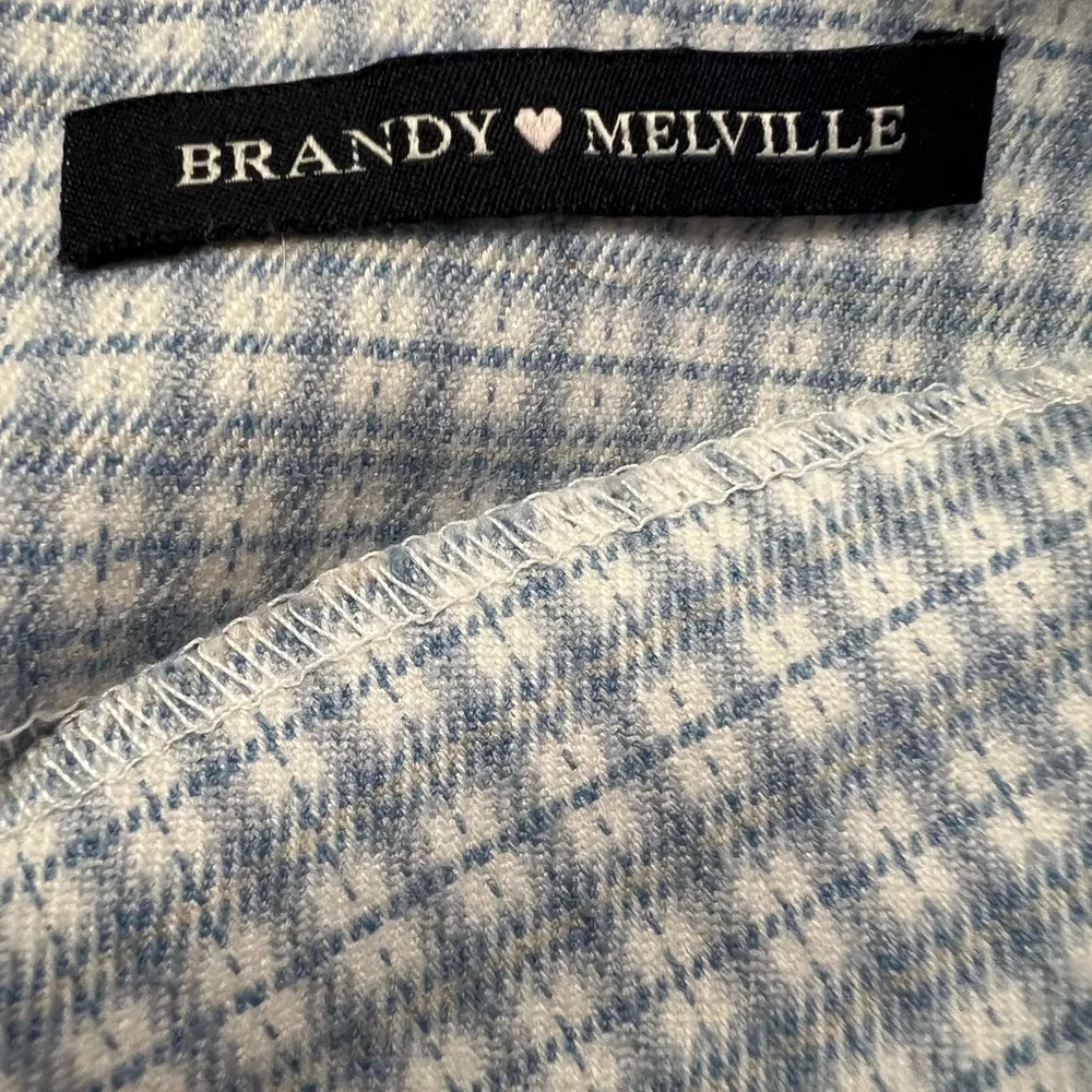 BRANDY MELVILLE MINI SKIRT! - Image 3