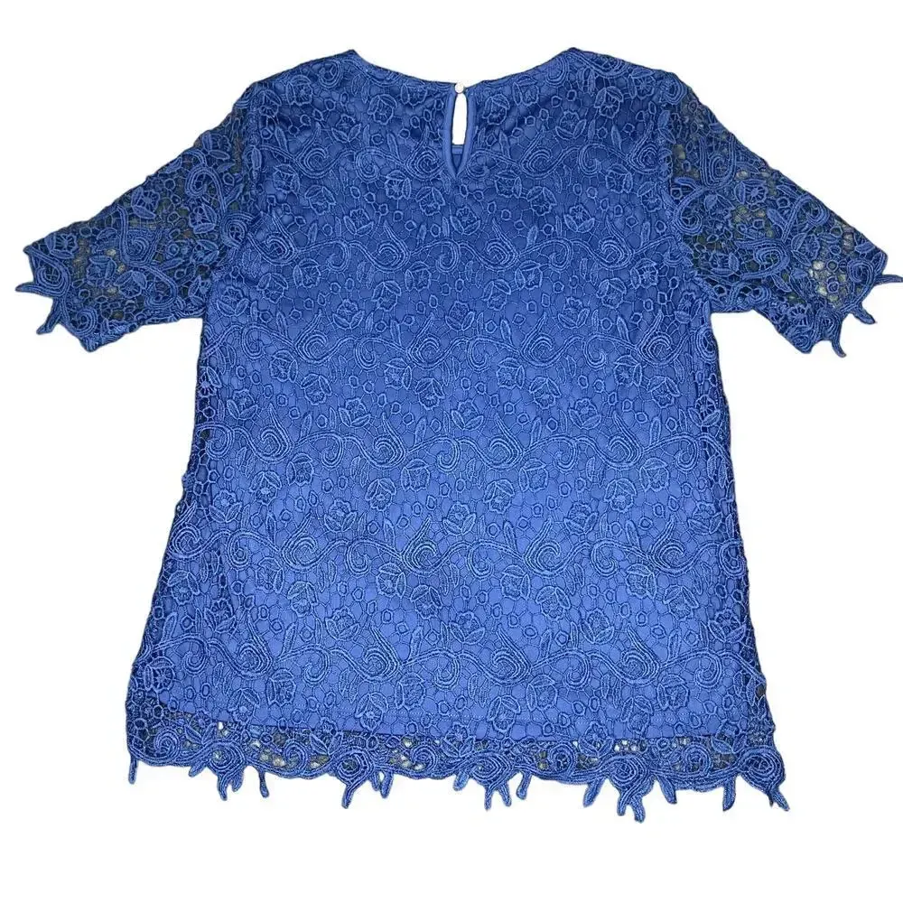 Philosophy Women's Small  Cobalt Blue Crochet‎ Lace Overlay Short Sleeve Blouse - Image 3