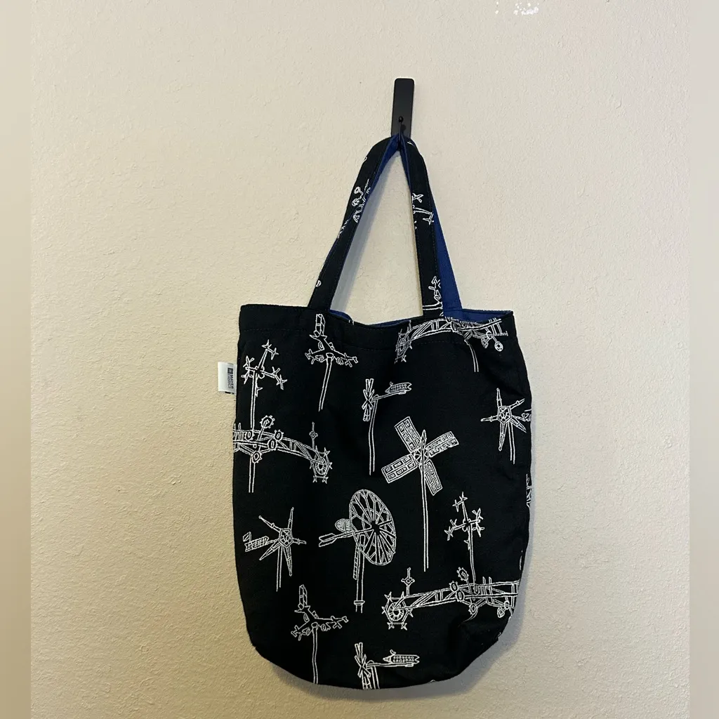 Sunbrella Whirligig Midnight Fabric‎ Tote Bag Blue - Image 4