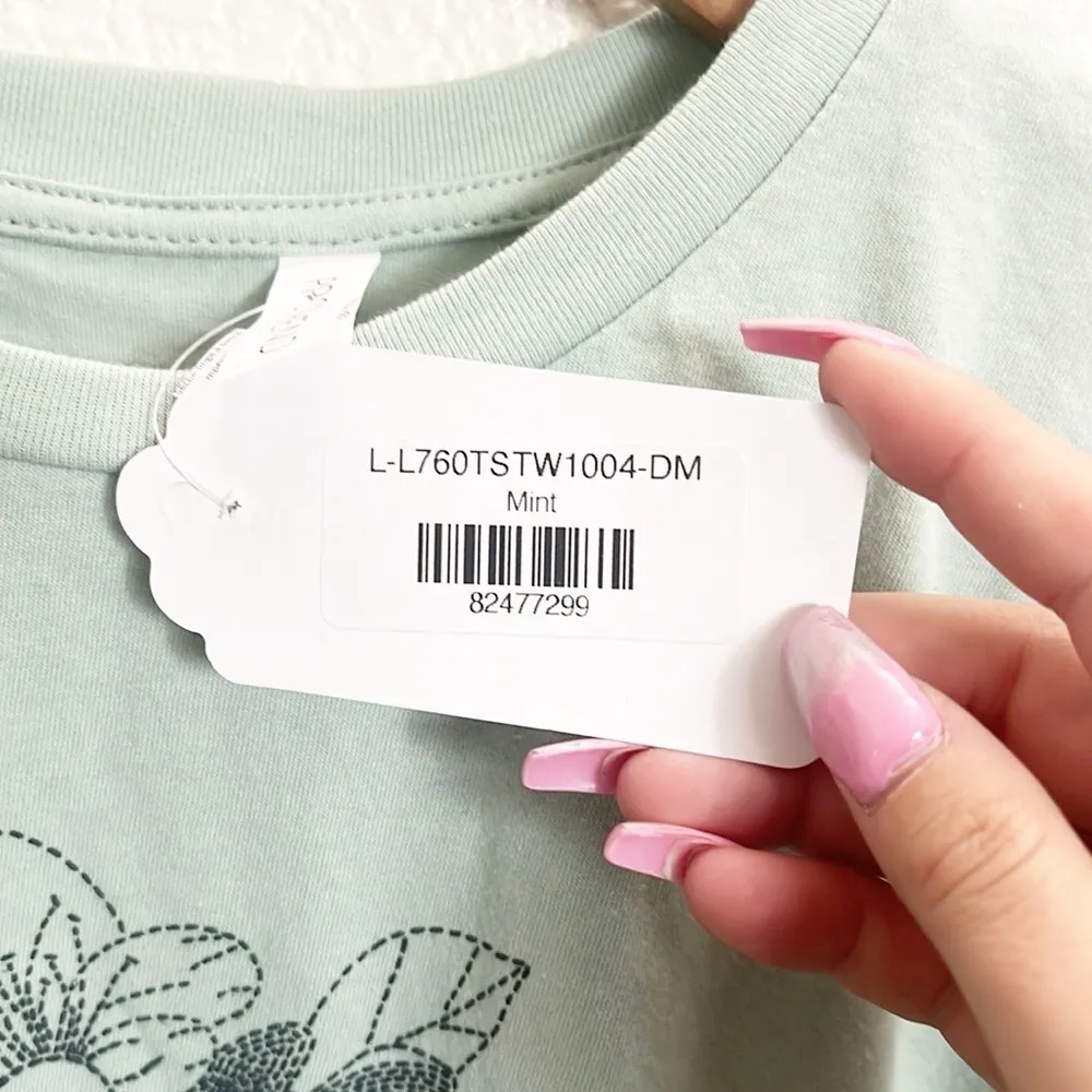 Portrend Willow Boutique Flower Floral Bouquet Boot Cap Sleeve Mint Graphic Tee Green Size L - Image 7