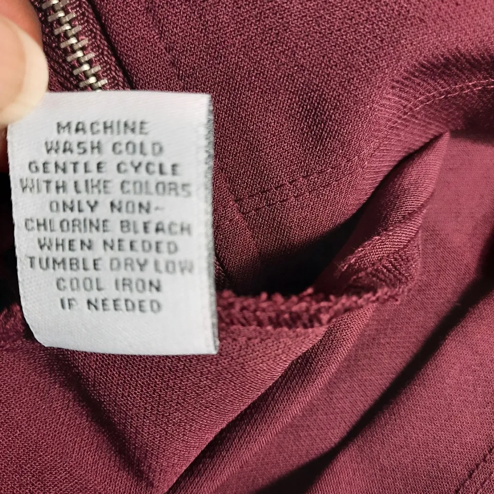 Charlotte Russe Women Small Burgundy Mini Skirt - Image 4