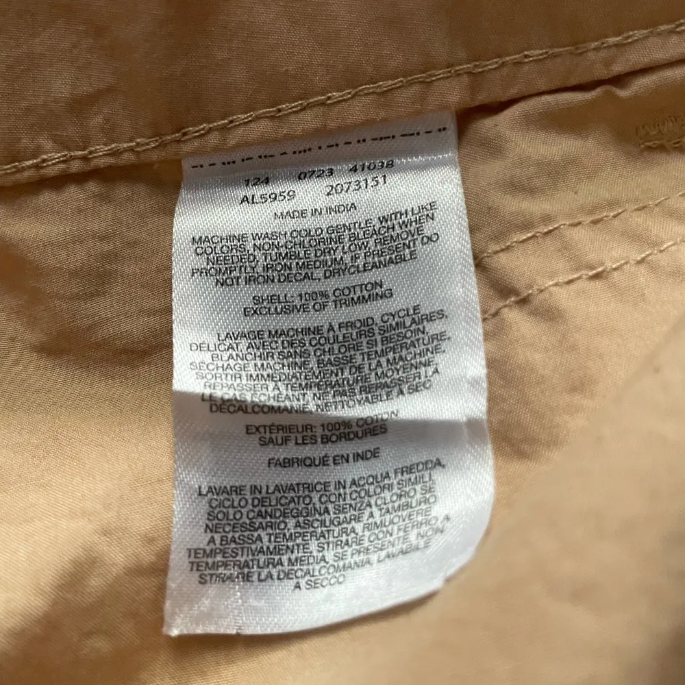 Columbia Women's Tan Cargo Shorts - Image 12
