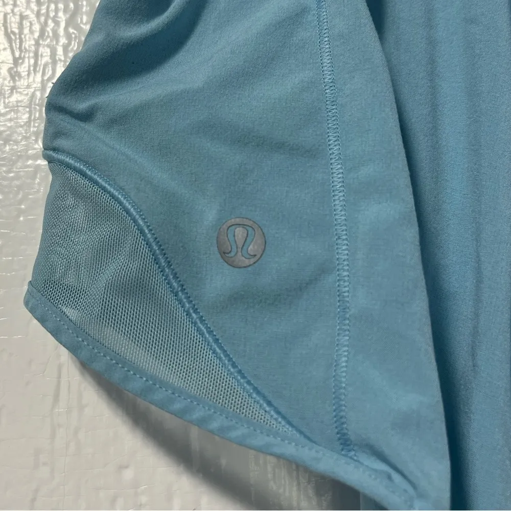 Lululemon Hotty Hot low rise lined short 2.5 inseam size 8 - Image 5