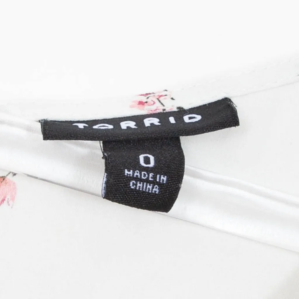 Torrid Womens Abbey Bicycle‎ Georgette Button Back Blouse Size 0 Large White - Image 3