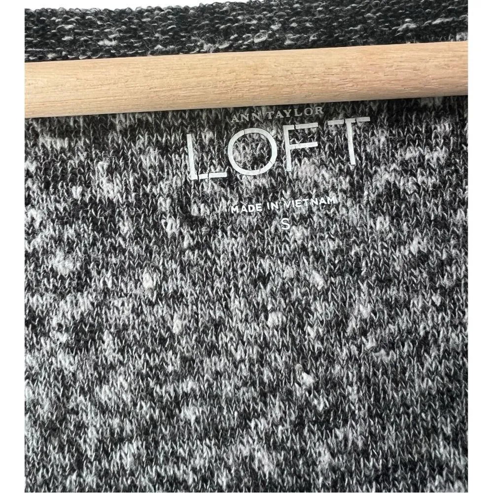 Women's  LOFT mini dress long sleeve crew neck bodycon GREY Casual fresh size S. - Image 2